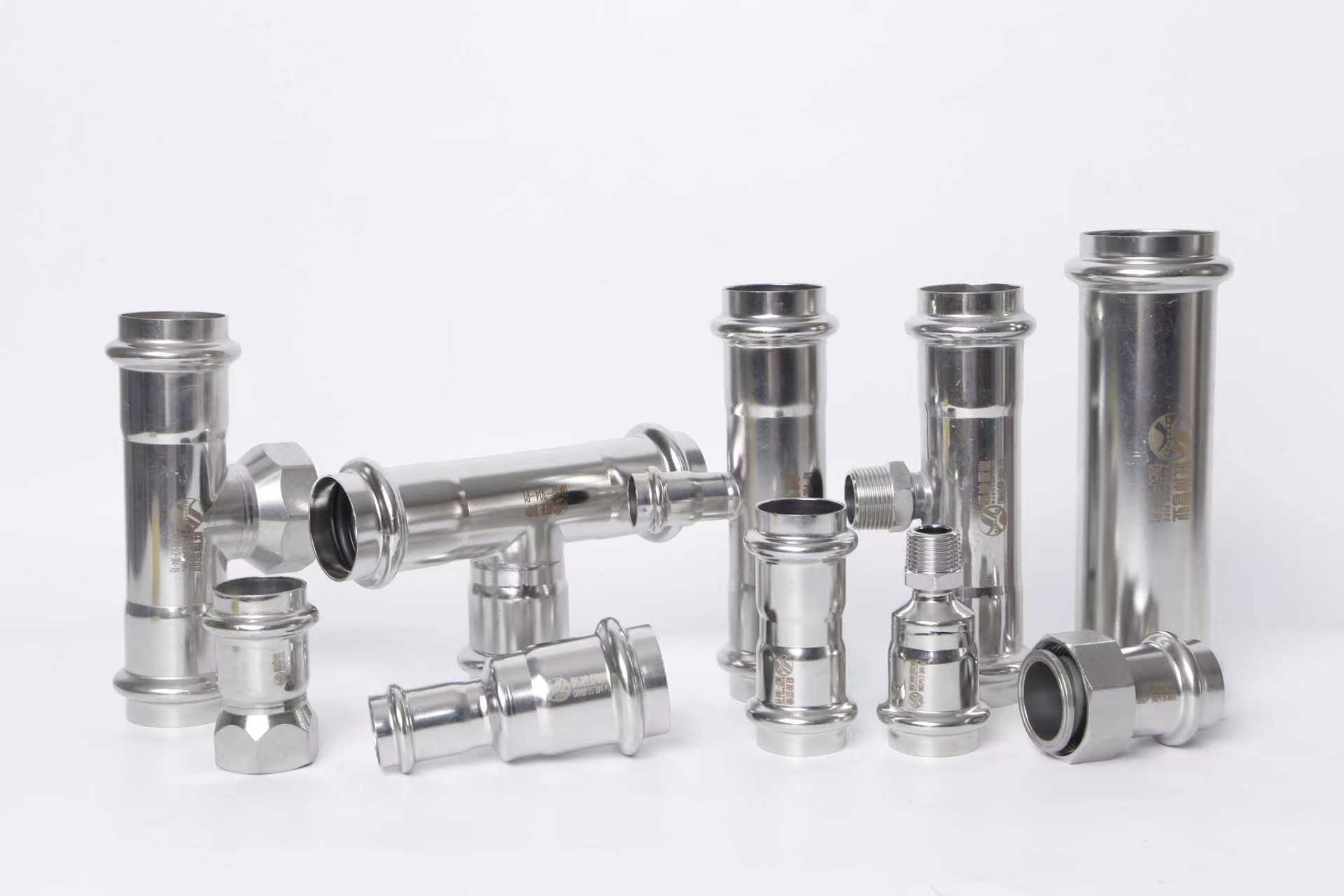 不同管径的给水管适配的卡压工具规格是多少？