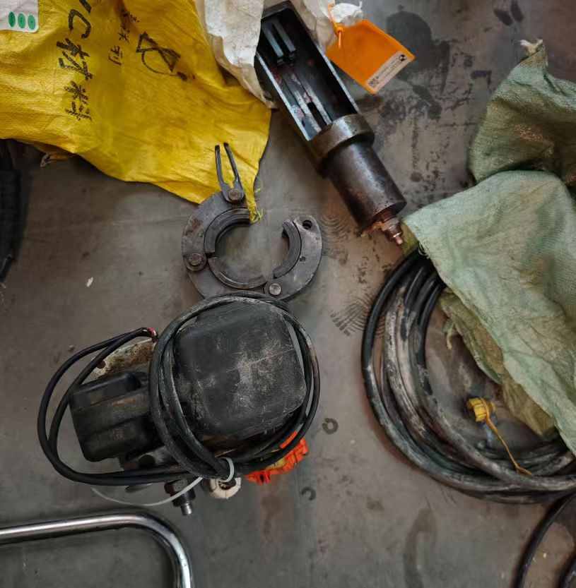 卡压连接操作的标准流程是什么？