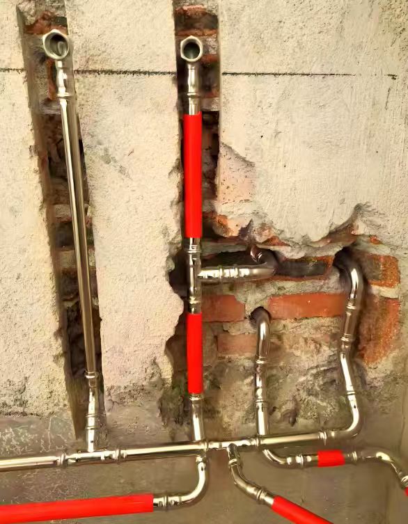 卡压式连接不锈钢水管在室内使用时，可能会遇到哪些问题？